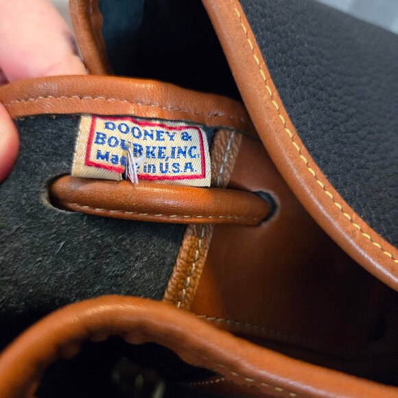 Vintage Dooney & Bourke All Weather Leather Backpack Black Tan No Fob Large - Picture 4 of 16